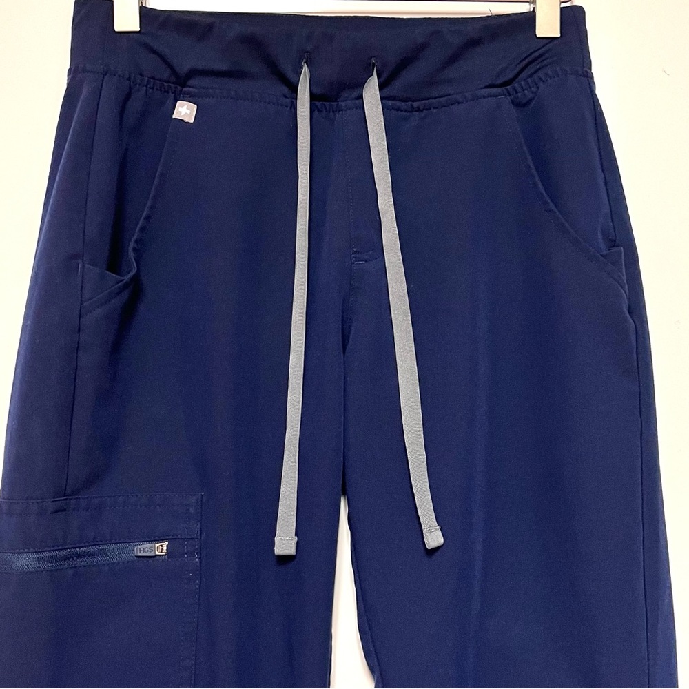 Figs Zamora Jogger Scrub Pants Core FIONX Navy Size XS Women’s Medical Uniform - Picture 4 of 12